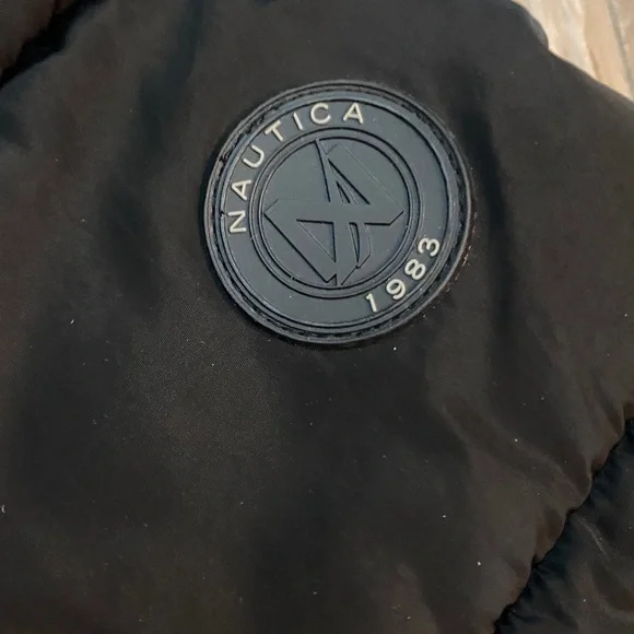 Nautica Men's Hooded Black Puffer Coat - Picture 5 of 6